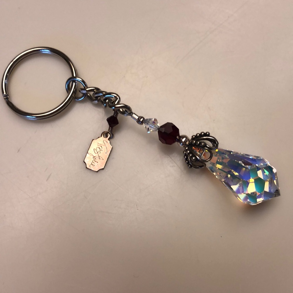 Tre Jolie keychain